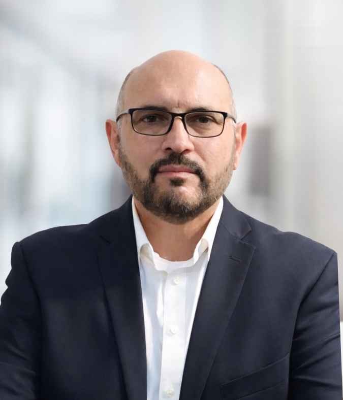 Tanatólogo Católico Carlos E. en Saltillo y en línea
